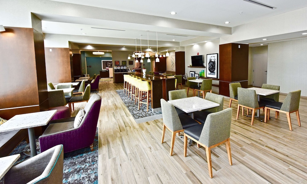 Hampton Inn Kirksville 50/62