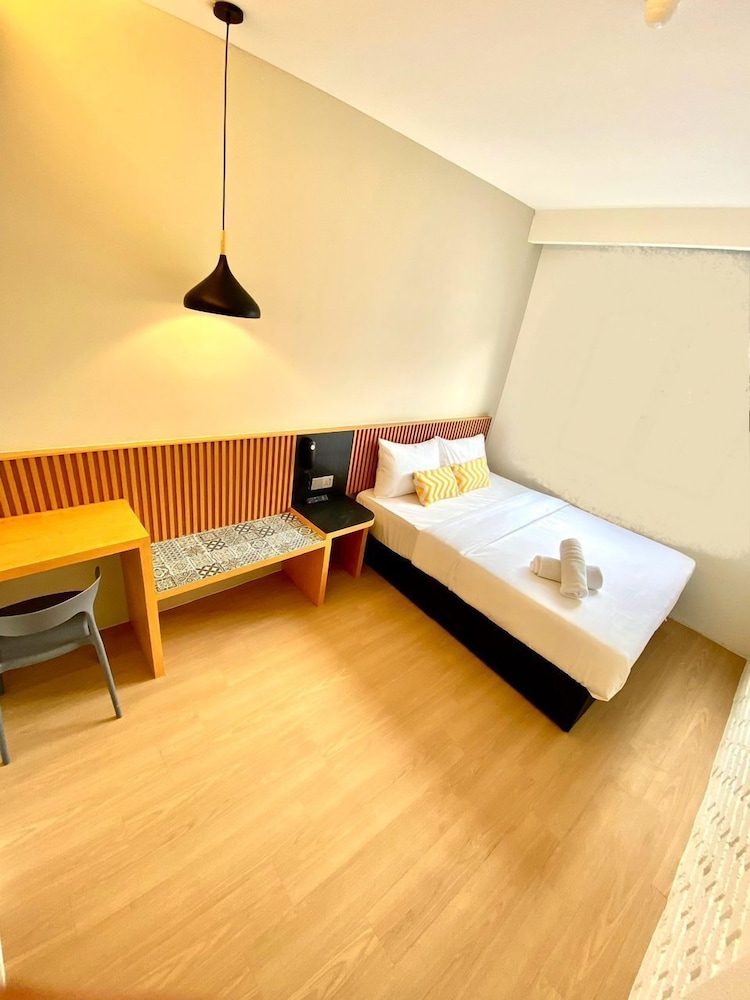 SUPERIOR, DOUBLE BED