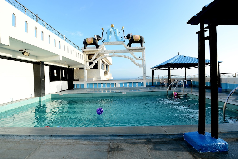 Hotel Tri Sea 22/24