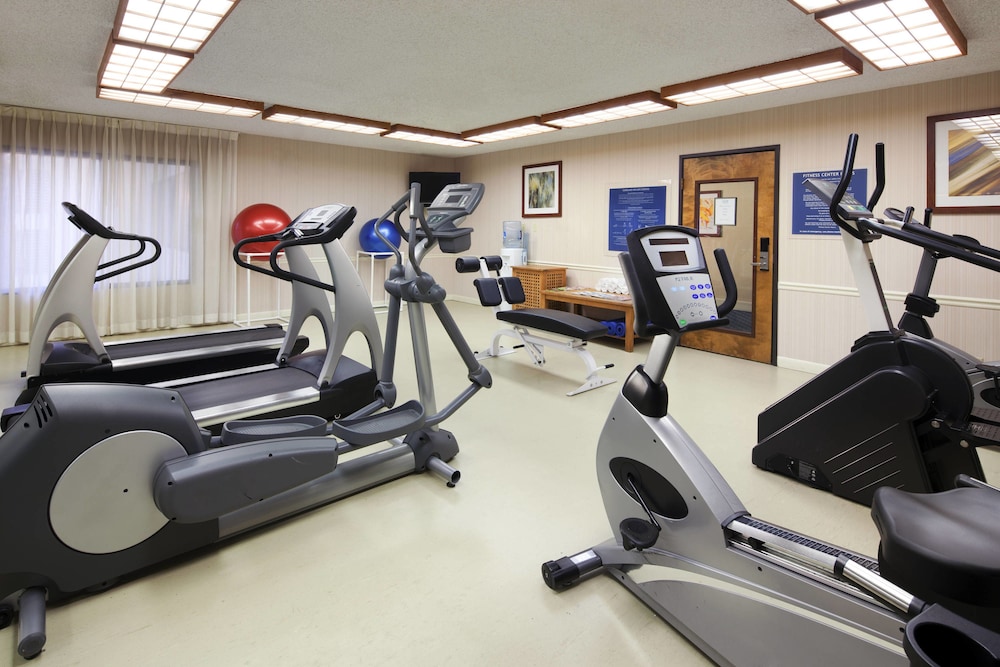 Four Points by Sheraton Bakersfield 8/24