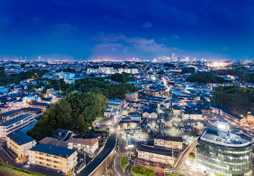 Associa Shin Yokohama 68/73