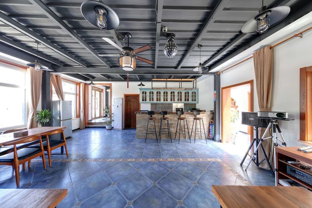 Gubei Water Town Revolution Hotel 39/50