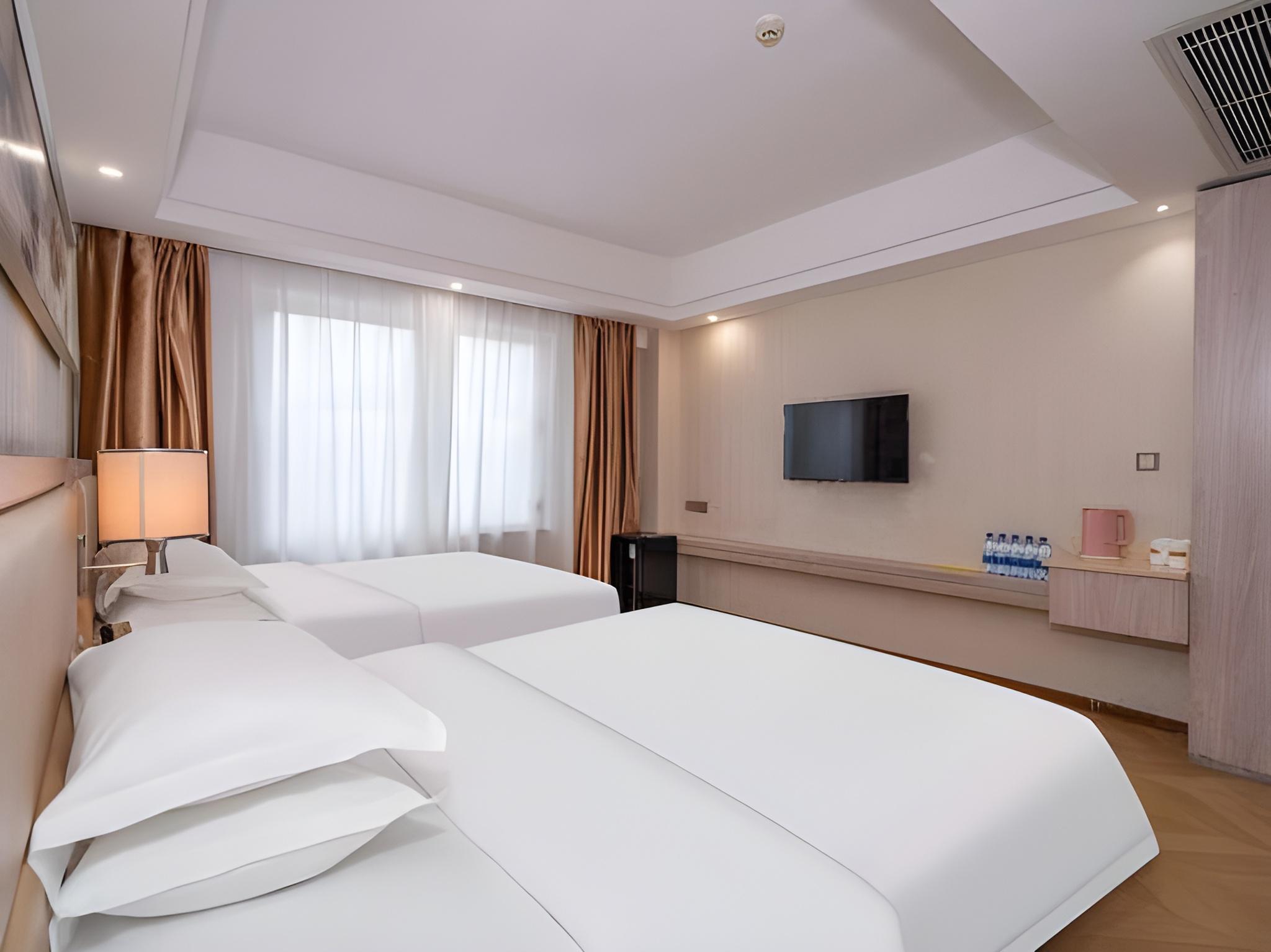 Guangzhou airport penguin hotel (free shuttle bus) 6/12