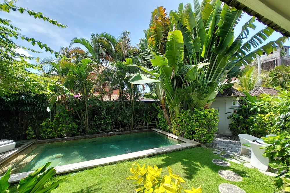 Oberoi Luxury Villas 46/50