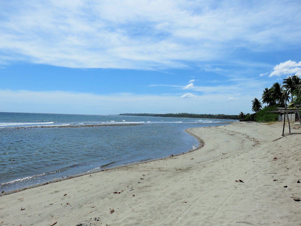 Kav's Beach Resort 61/69