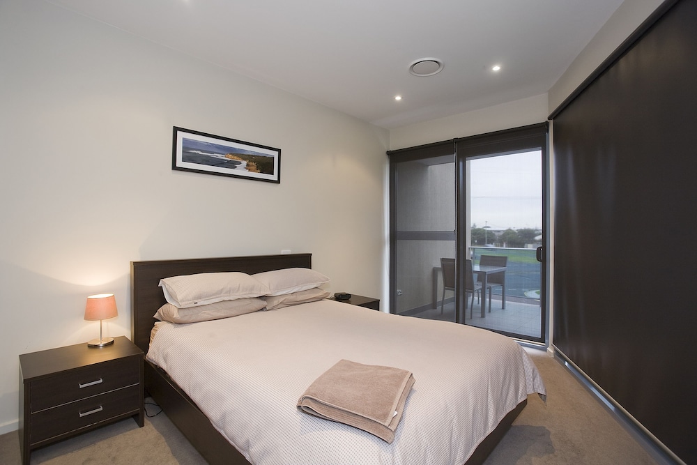 7 Bell Street Apartments 13/50