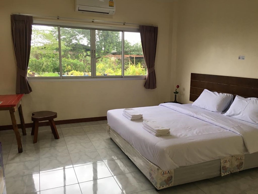 SUPERIOR, DOUBLE BED