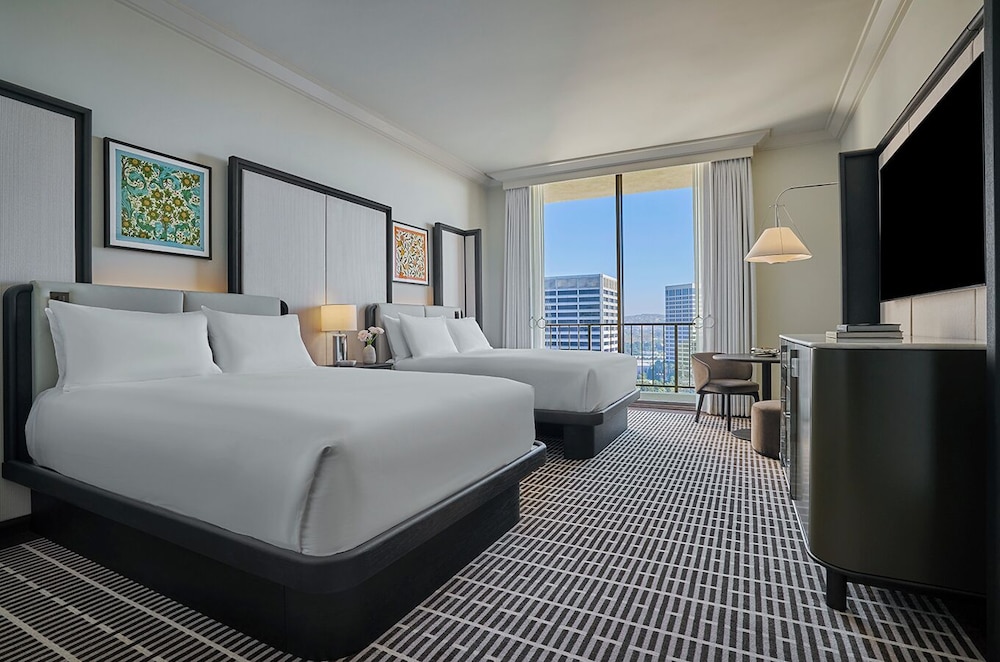 Pendry Newport Beach 21/64