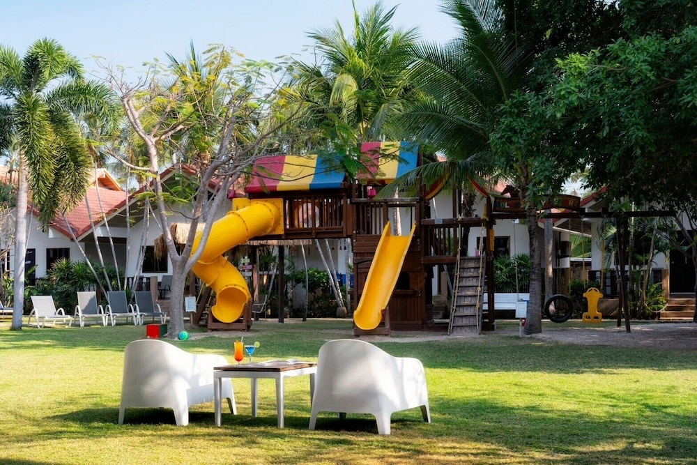 Dolphin Bay Resort 61/69