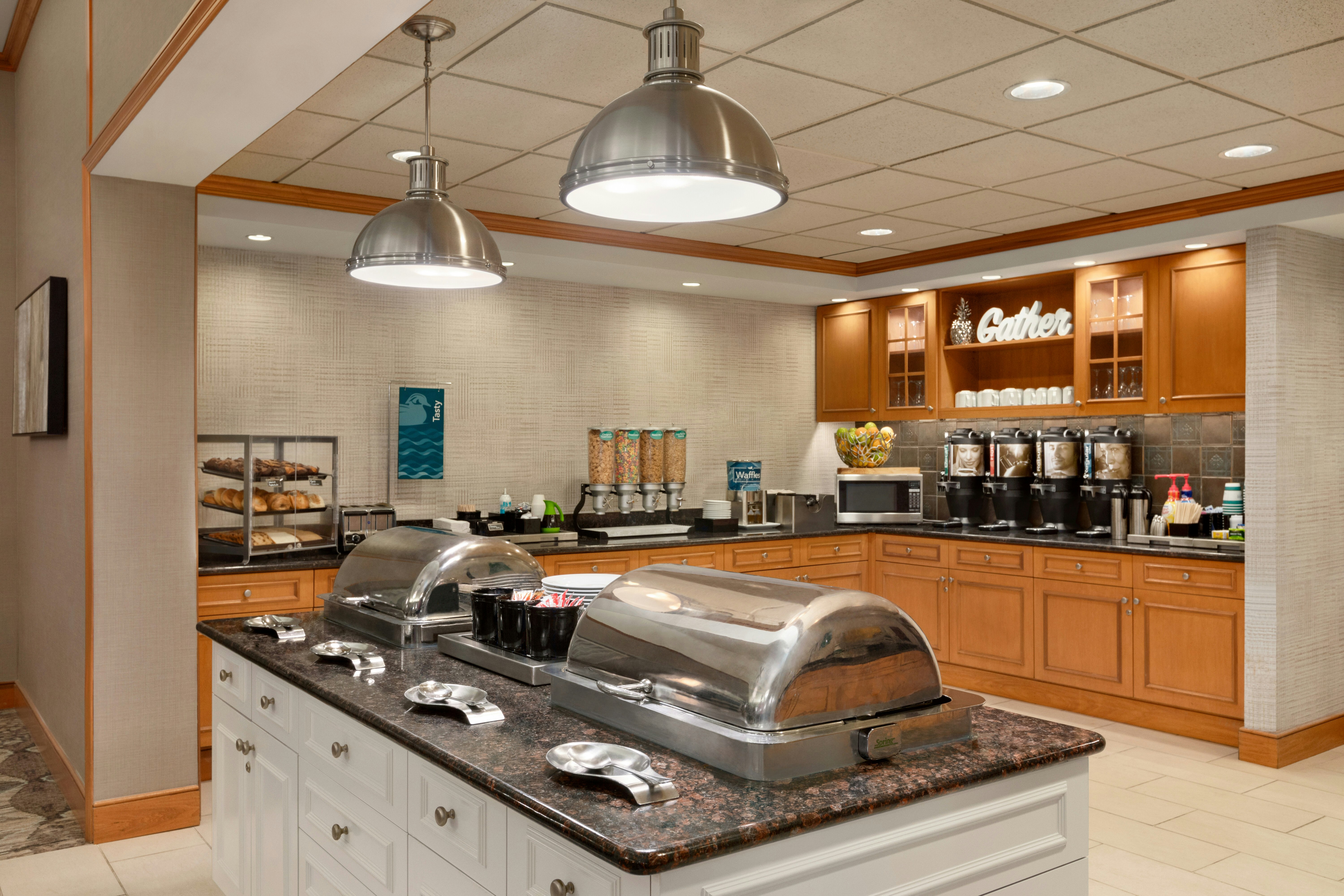 Homewood Suites by Hilton Allentown-West/Fogelsville, PA 18/18