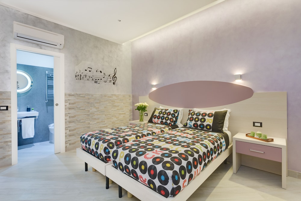 Excellence Suite 54/70