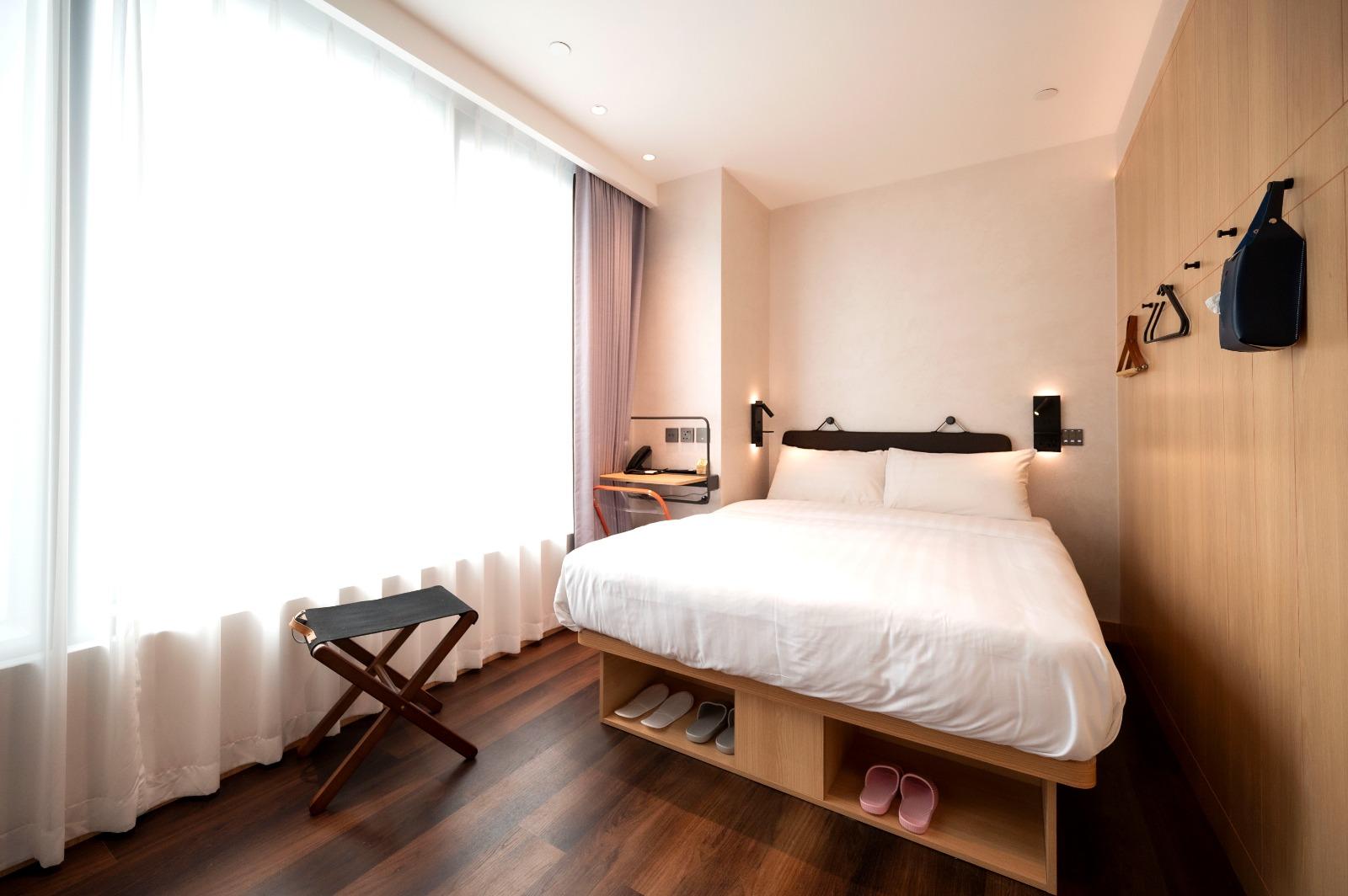 Urban, Double Bed