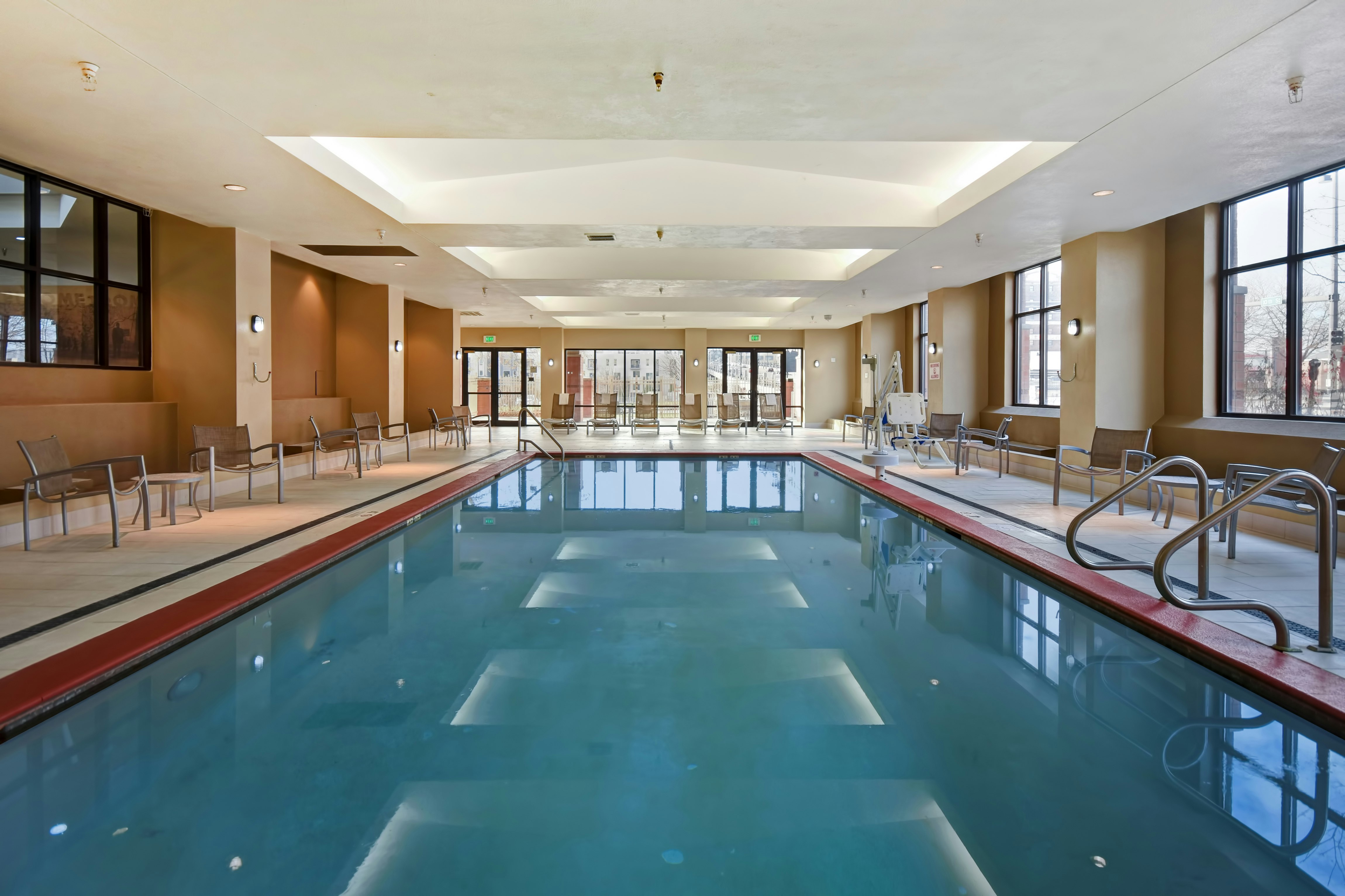 Embassy Suites by Hilton Omaha Downtown Old Market 25/58