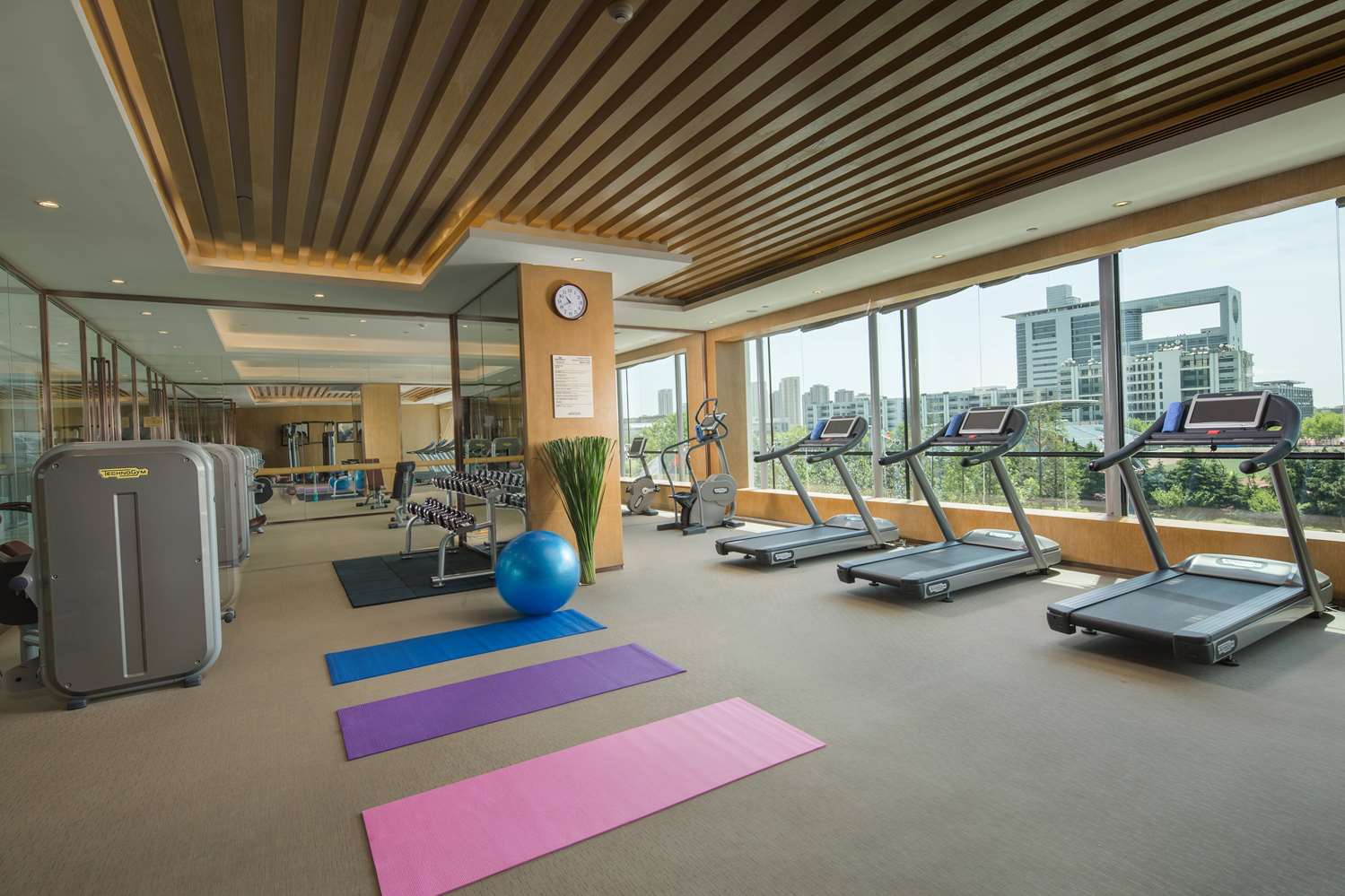 Howard Johnson by Wyndham Kangda Plaza Qingdao 3/6