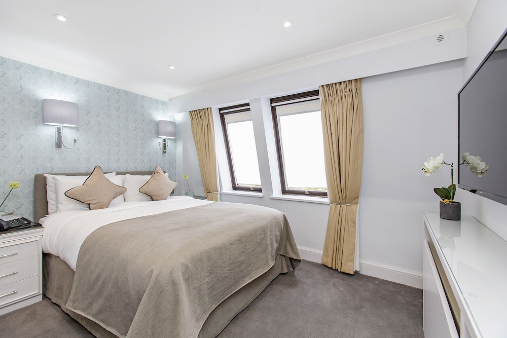 Mayfair House 7/58
