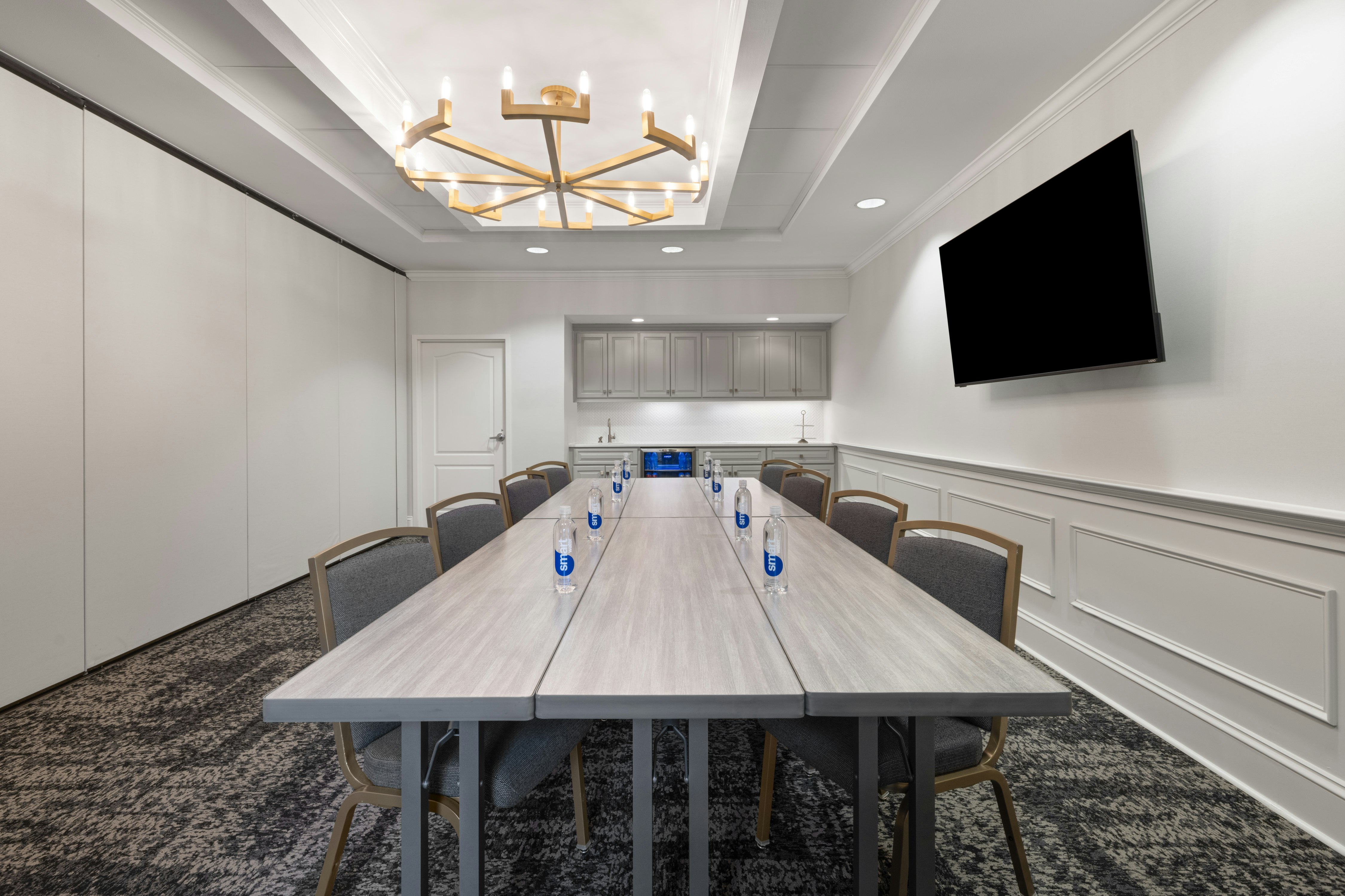 Hampton Inn & Suites-Charlotte/SouthPark at Phillips Place 15/24