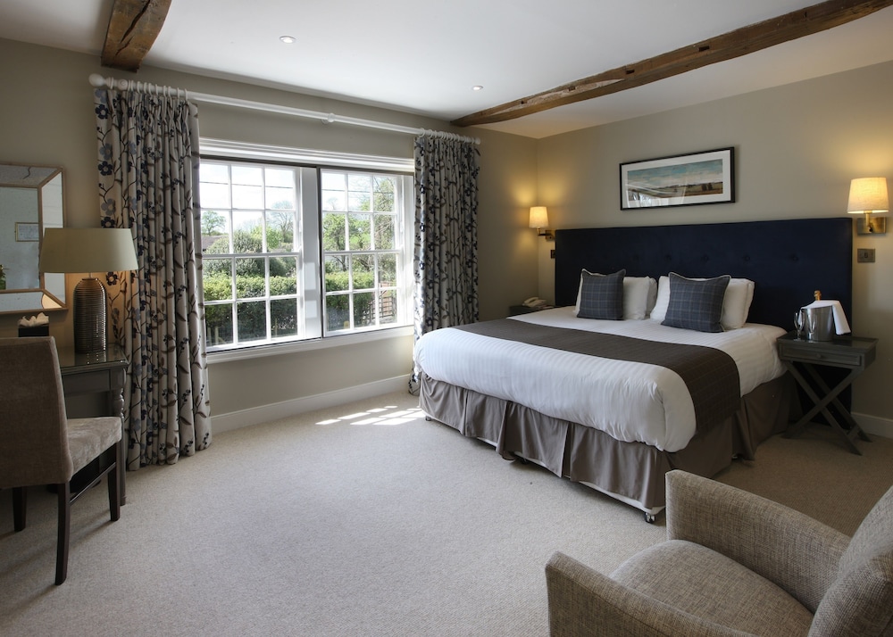 The Bell Inn New Forest 14/58