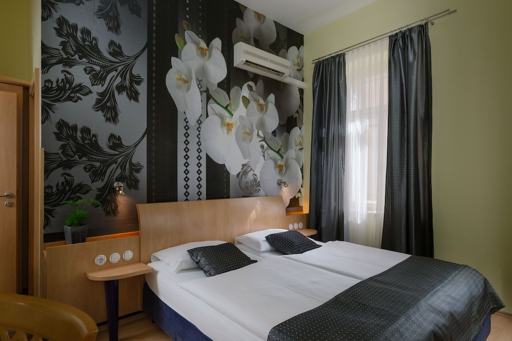 Hotel Scaletta 9/25