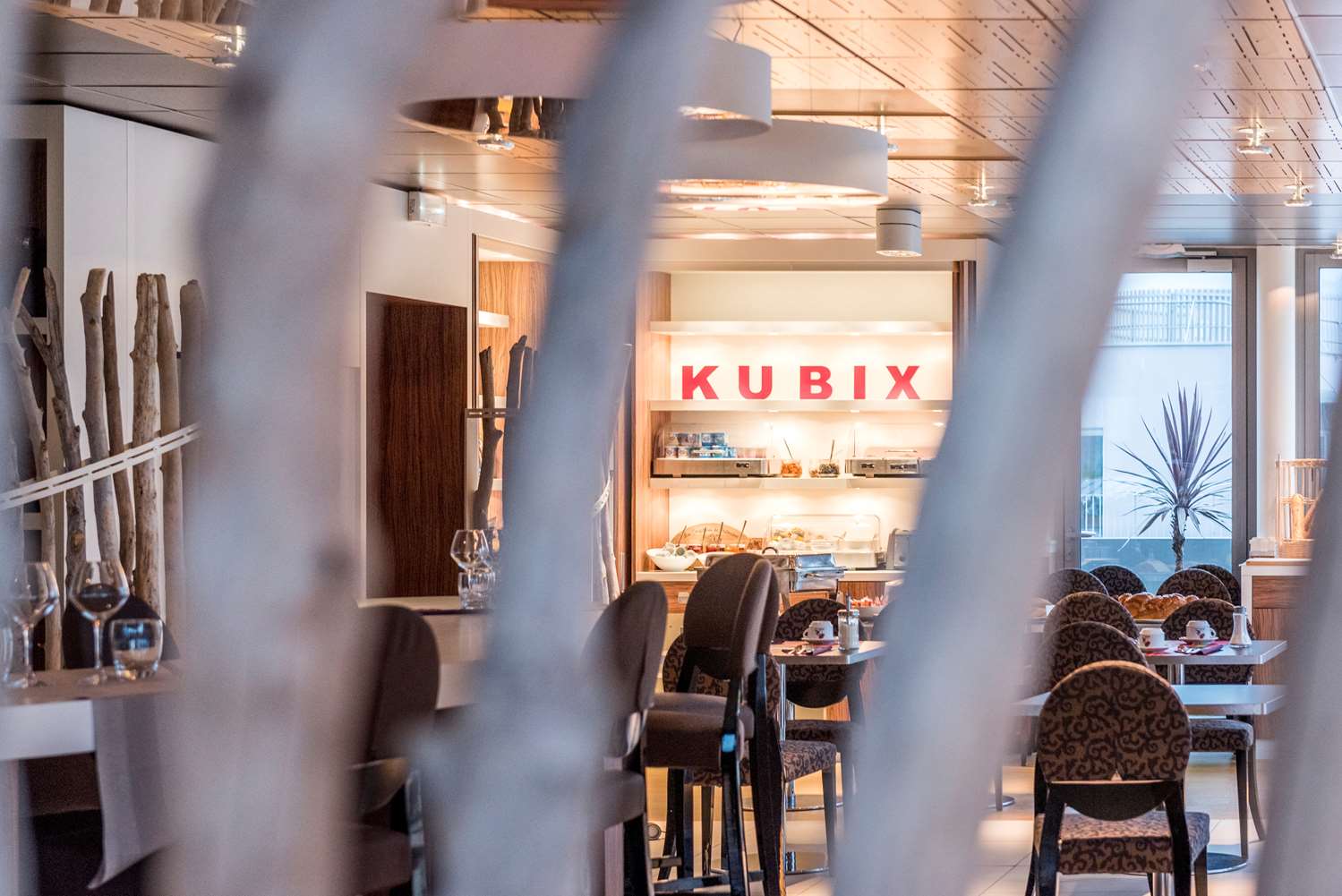 Best Western Hotel Aquakub, Aix-les-bains 44/49