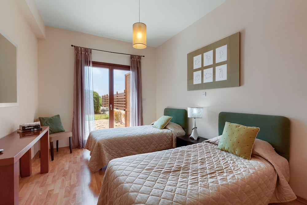 2 BEDROOMS, JUNIOR, VILLA, POOL SIDE, PRIVATE POOL