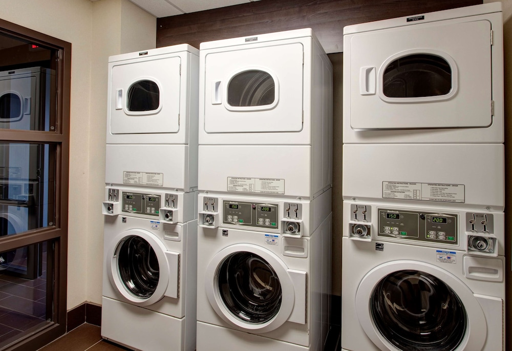 Hampton Inn Suites By Hilton Halifax Dartmouth 16/42
