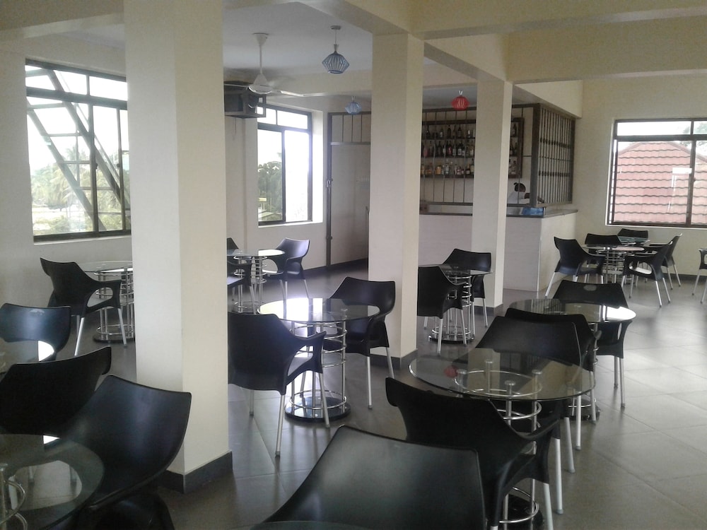 Fq Village Hotel 23/29
