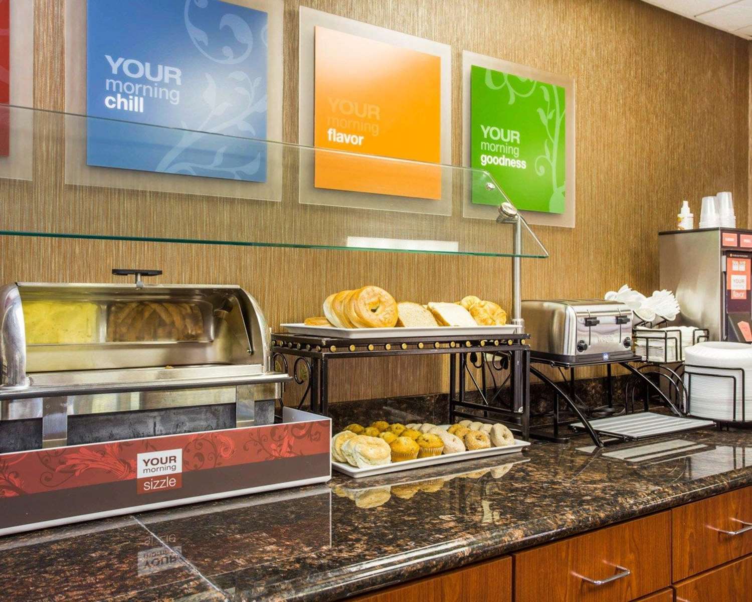 Comfort Inn Suites At Stone Mountain 24/39