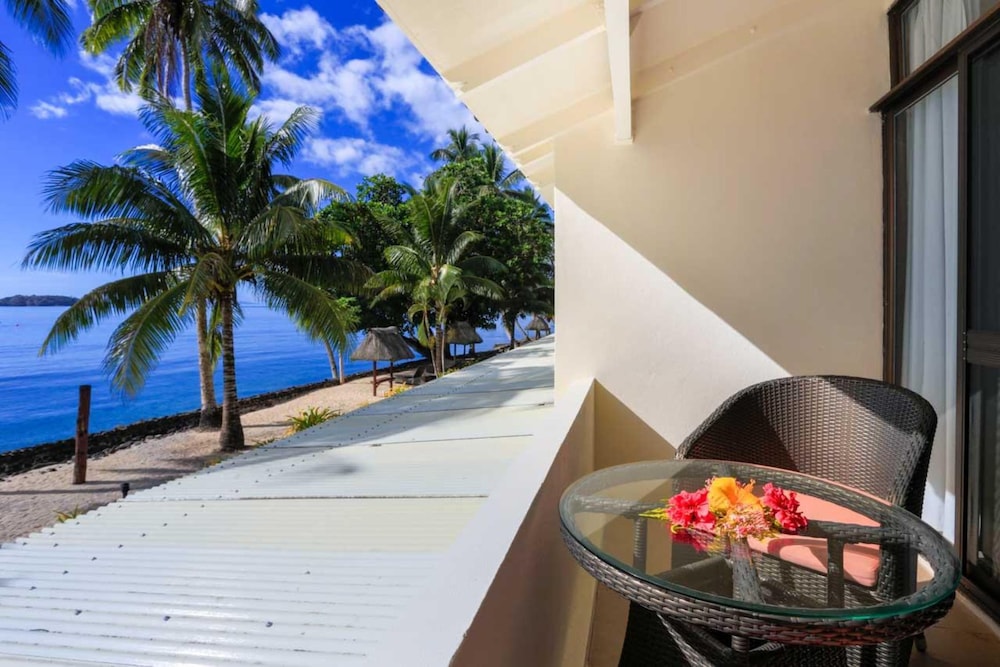 Garden Island Resort 10/23