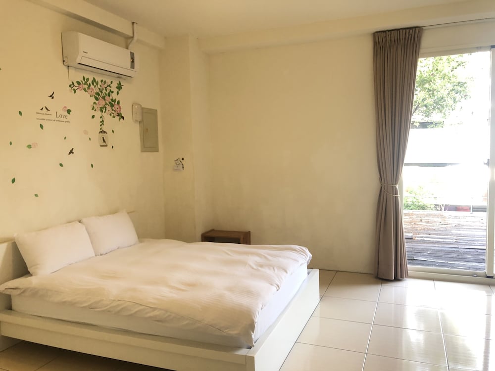 Sanyi Happiness B&B 19/70
