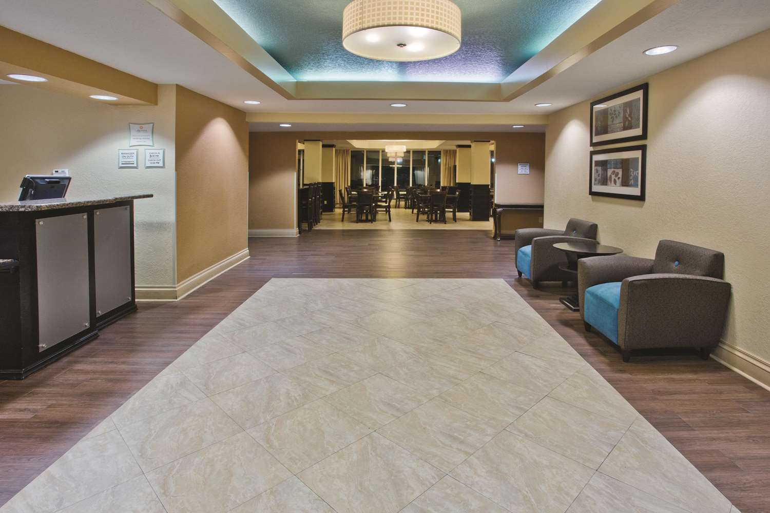 La Quinta Inn & Suites by Wyndham Hot Springs 9/57