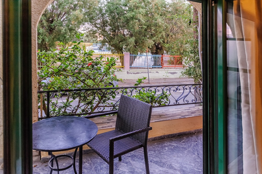Erofili Apartments 57/72