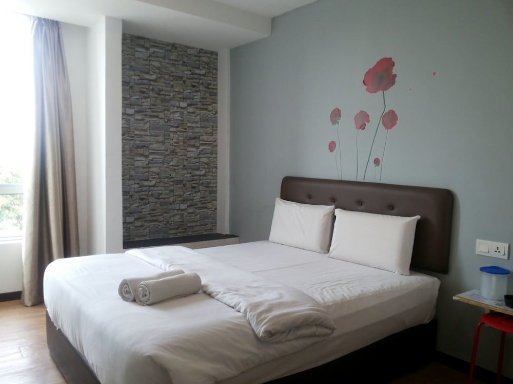 Viva Hotel 13/28