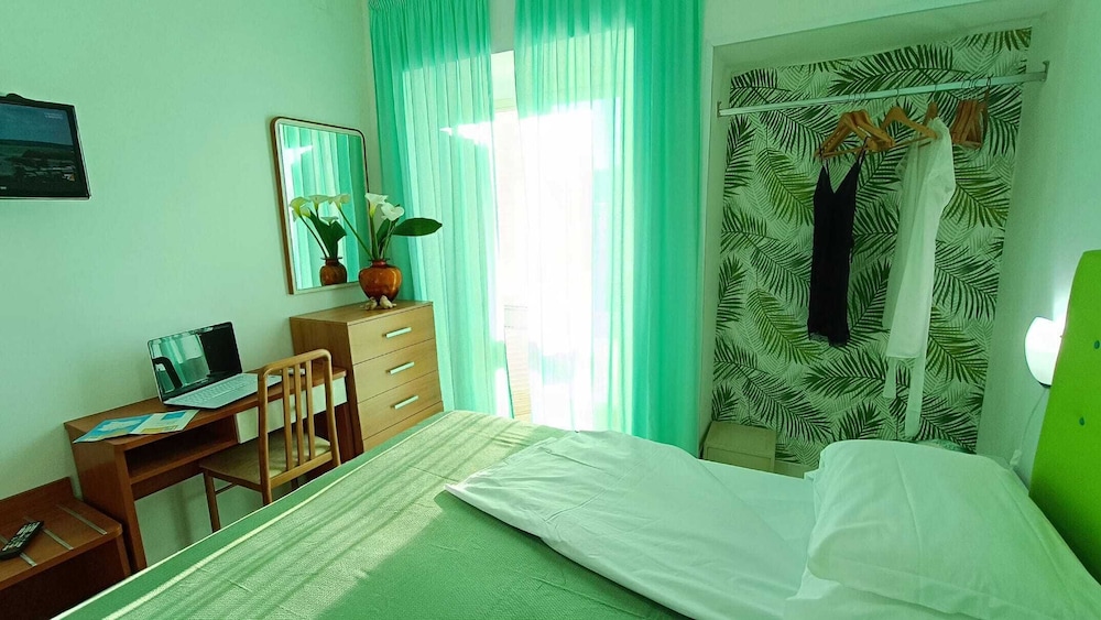 Hotel Ischia Casa Nicola 12/50
