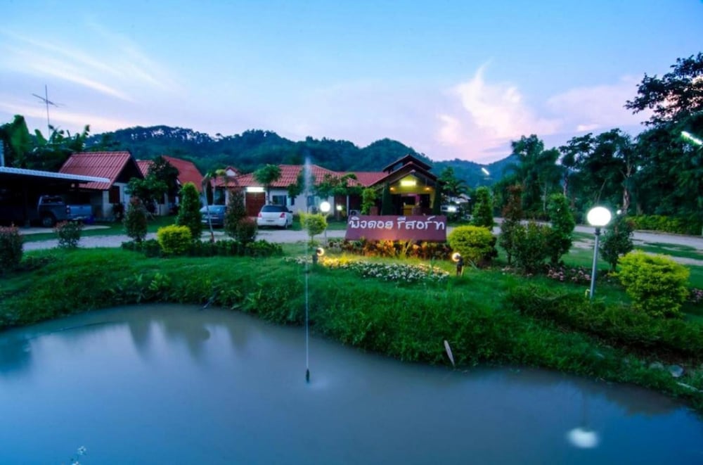 Pingdoi Resort 27/28