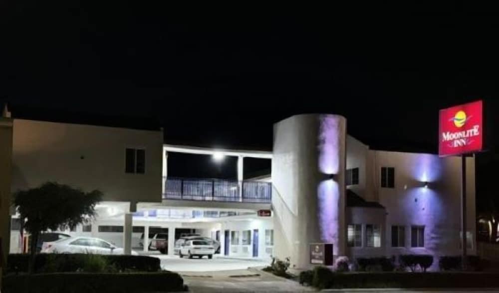 Moonlite Inn Redondo Beach 3/50