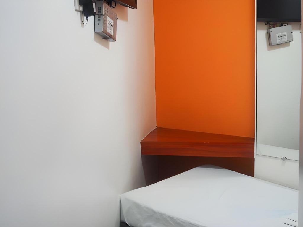 Capsule, Single, Single Bed