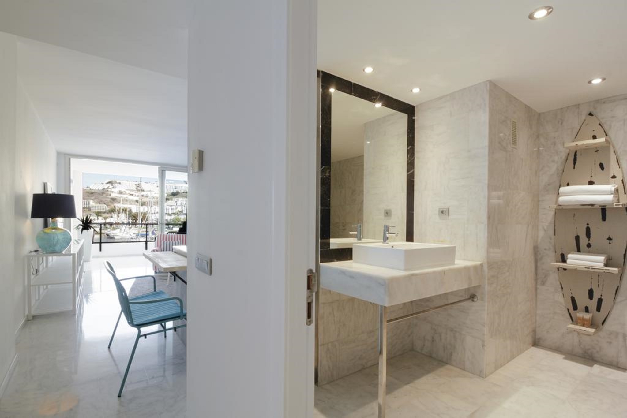 Select, Sea View