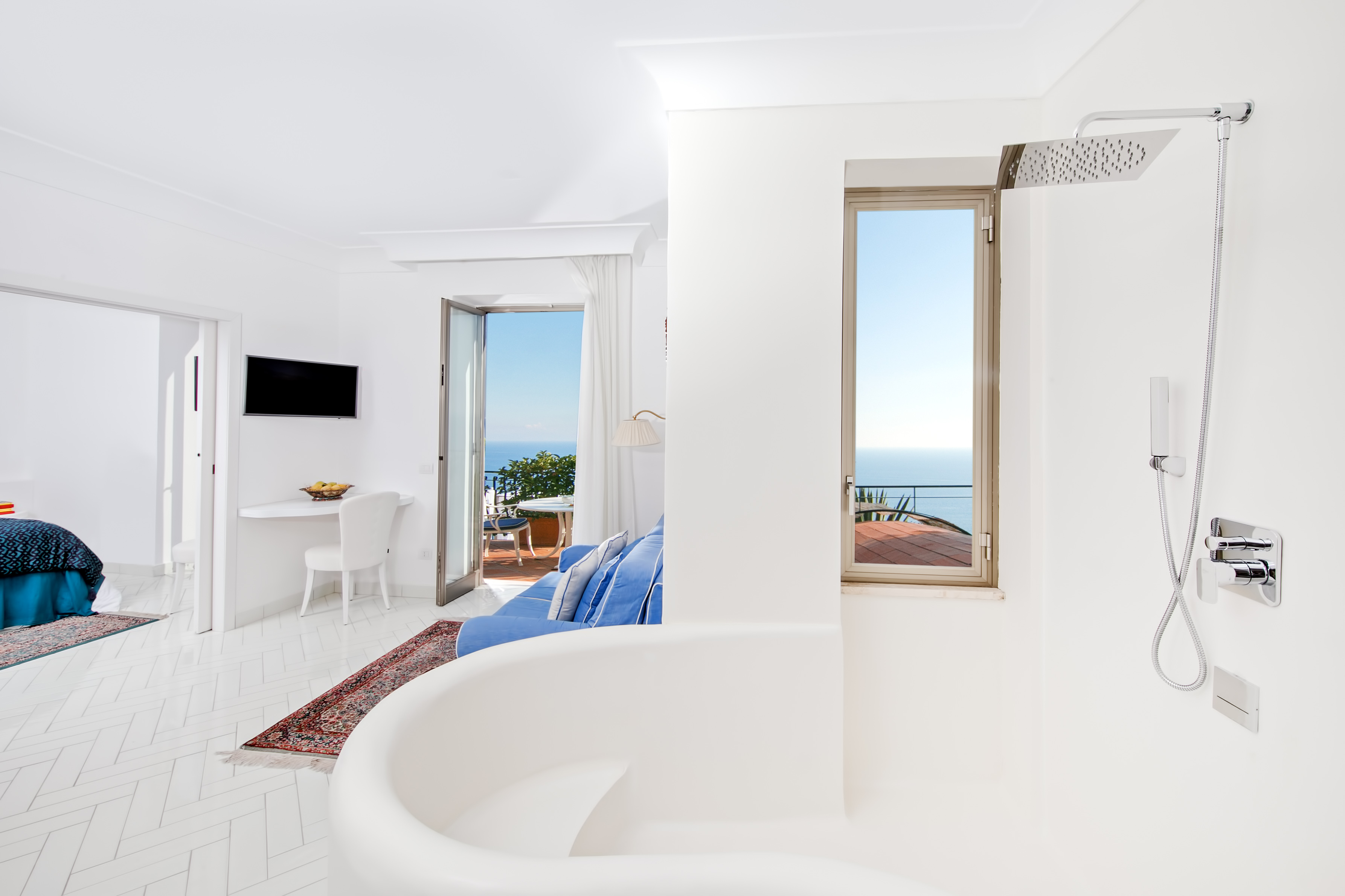 Suite, Queen Bed, Sea View, Terrace, Le Agavi Hotel 3/3