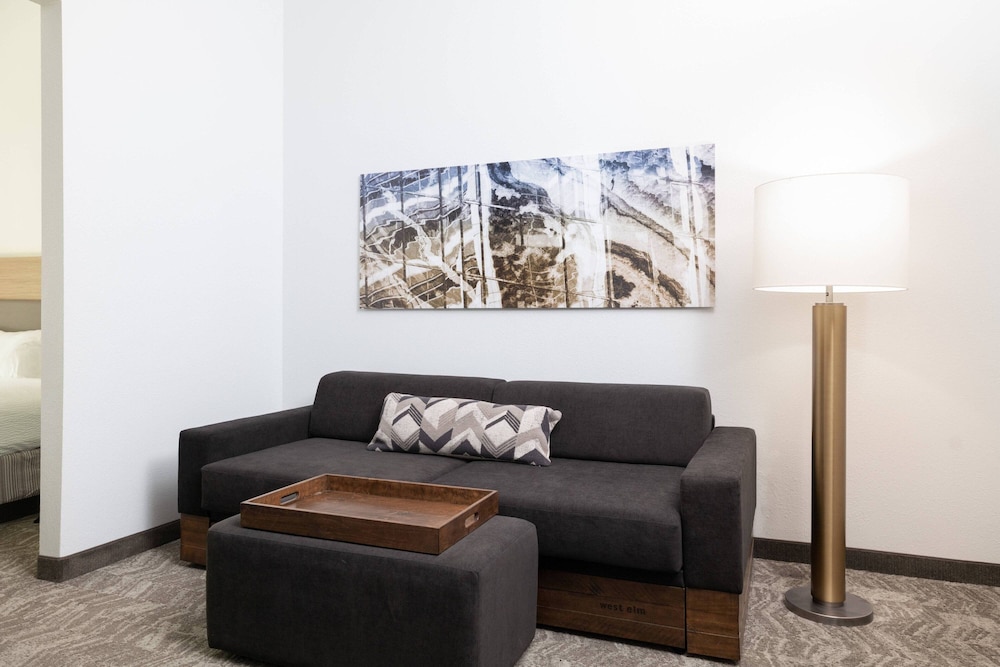 Springhill Suites 32/48