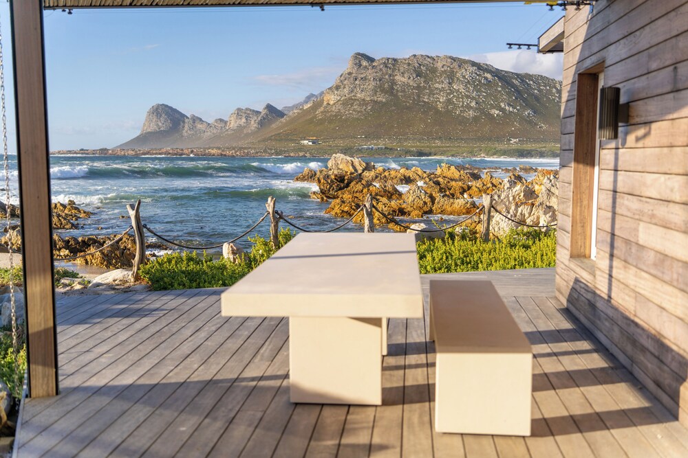 Pringle Bay Beach House by Cape Summer Villas 25/32