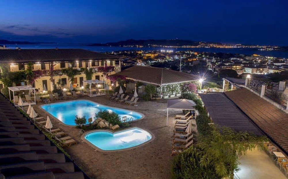 Hotel Palau 28/32