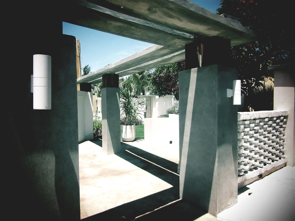 The White Key Luxury Villas 4/39