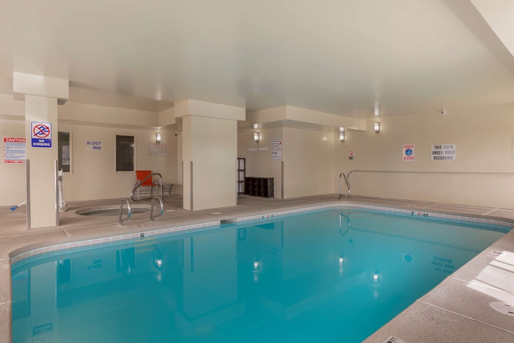 Best Western Plus The Four Corners Inn 42/69