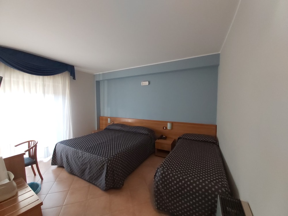 Albergo Lachea 8/41