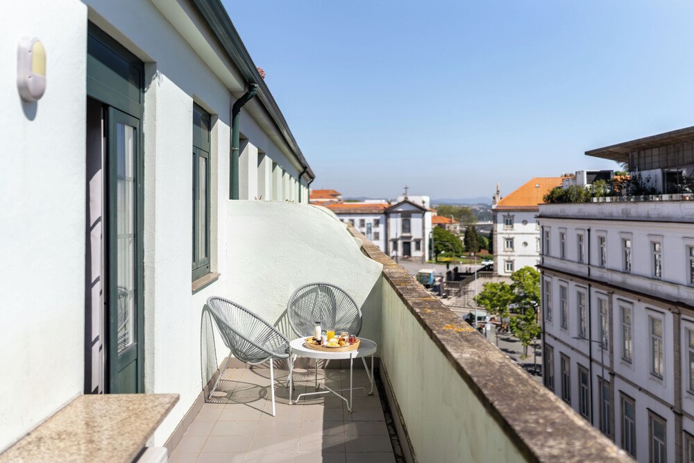 feel porto historical flats