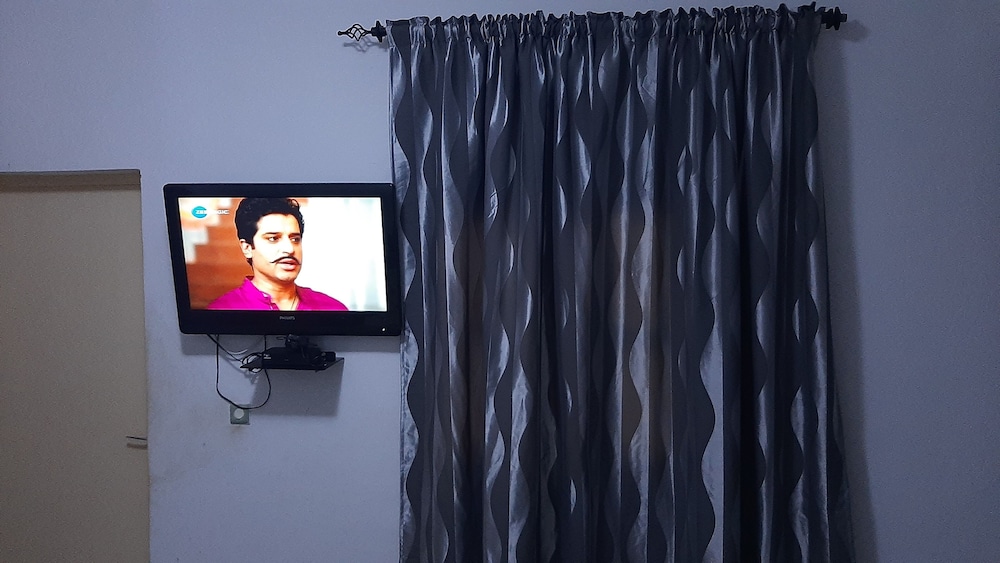 Aziz Residence 27/37