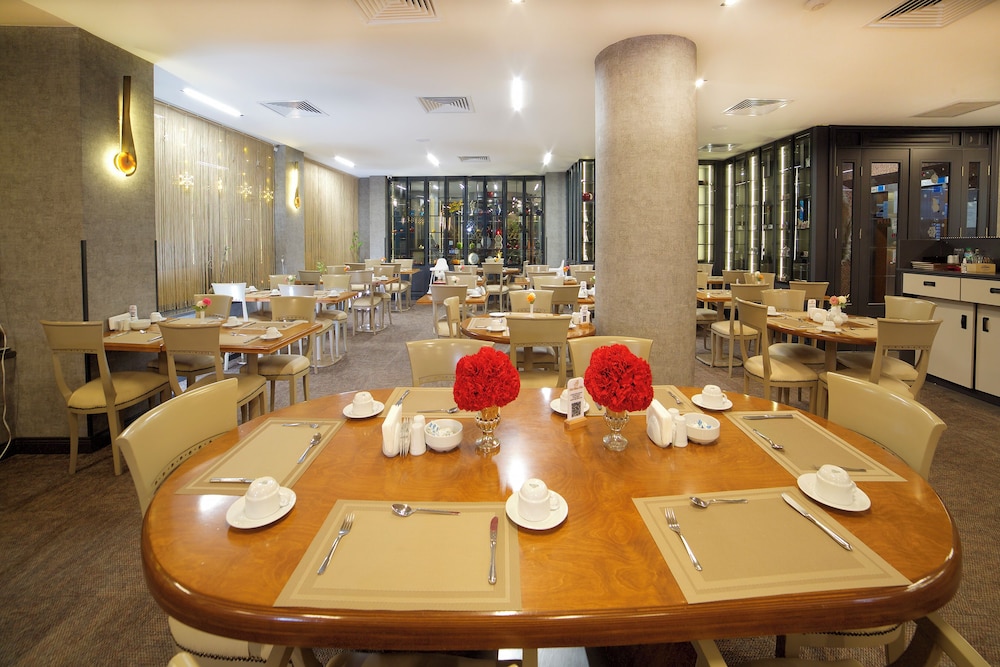 Hotel Bulvar Palas 54/67