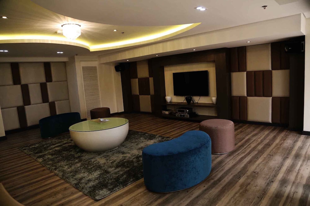 Solemare Parksuites Condo R Us 27/37