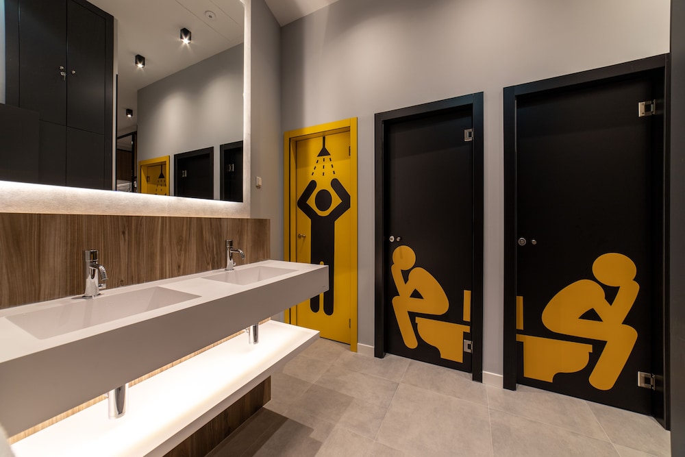 Petit Hostel 11/50