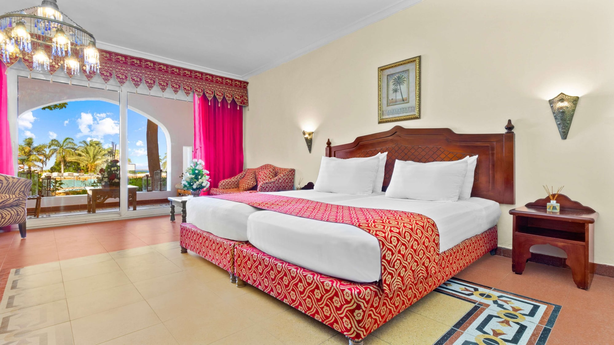 Harem, Deluxe, Queen Bed, Garden and Pool View، TOP Domina Coral Bay Resort 2/6